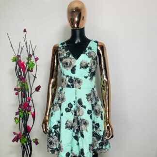 Green short dress